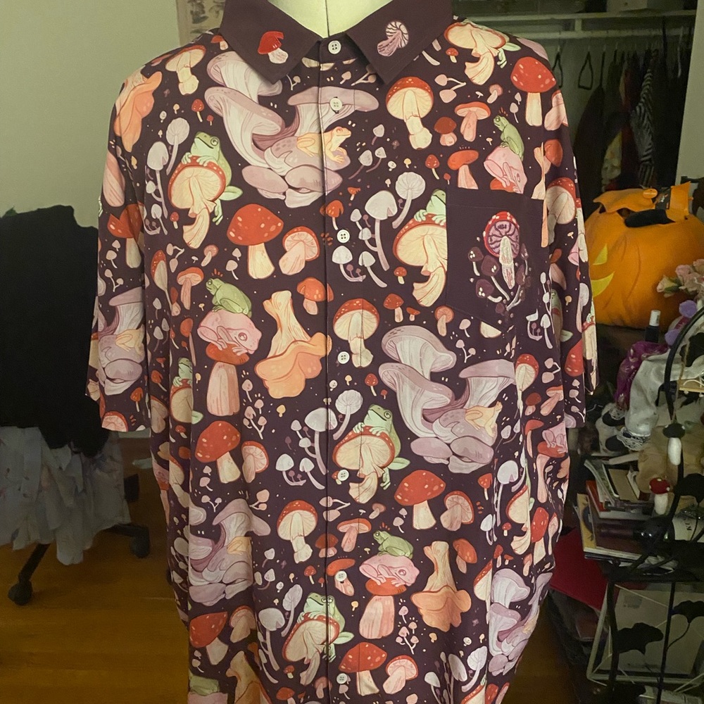 Morningwitch frog and mushroom button up